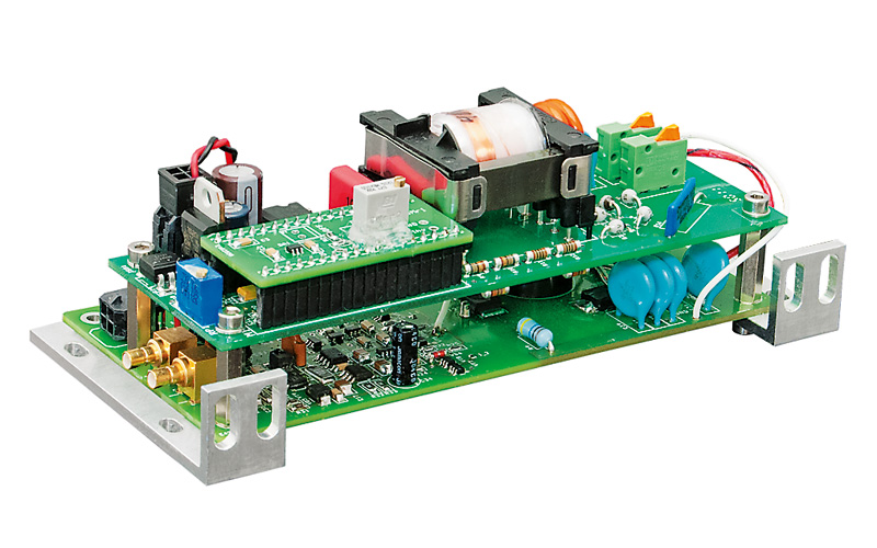 PCD-UHV driver mounted with HV power supply HV05Wm